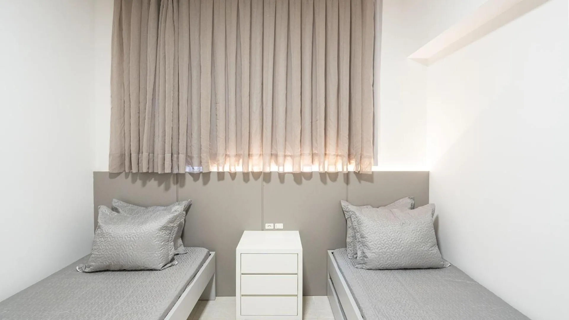 Apartament Apto Bal Picarras 150M Praia Com Pisicna, Sacada Com Churrasqueira Privativa, Ar Condicionado Wi Fi, Portaria 24H, Playground Infantil, Quadra De Esportes Vaga Privativa De Garagem Brazylia
