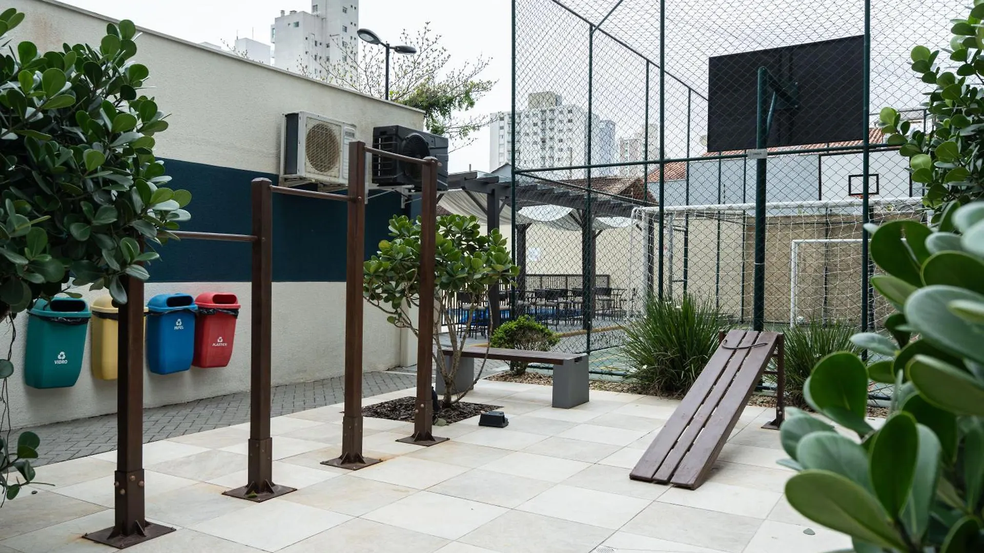 Apartment Apto Bal Picarras 150M Praia Com Pisicna, Sacada Com Churrasqueira Privativa, Ar Condicionado Wi Fi, Portaria 24H, Playground Infantil, Quadra De Esportes Vaga Privativa De Garagem Brasilien