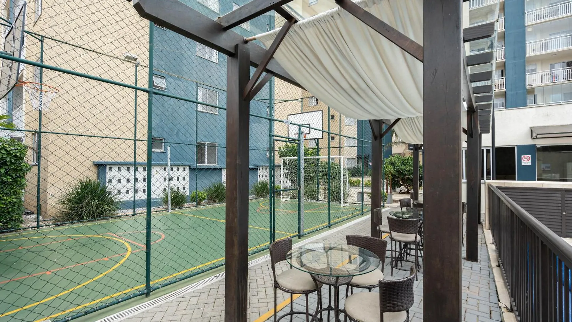 Apartment Apto Bal Picarras 150M Praia Com Pisicna, Sacada Com Churrasqueira Privativa, Ar Condicionado Wi Fi, Portaria 24H, Playground Infantil, Quadra De Esportes Vaga Privativa De Garagem
